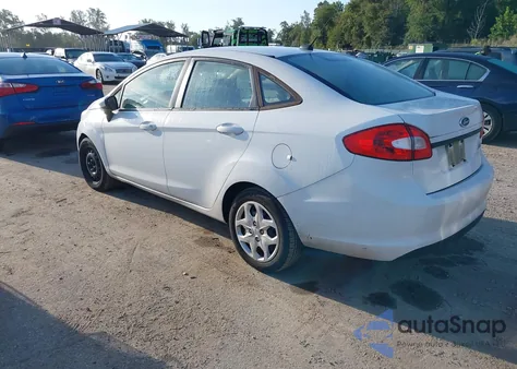 2013 Ford Fiesta S z USA, uszkodzony, nr VIN 3FADP4AJ7DM224290